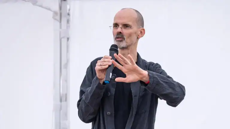 Fleck Zoltán: Egy jól képzett jogászcsapat áll készen, hogy megakadályozzák a Tisza kormányzását – jogi forgatókönyvek, amelyek átrajzolhatják a hatalomváltás kereteit