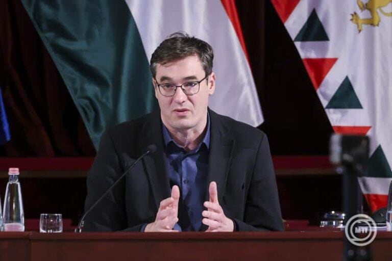 Karácsony Lázár mondatairól: Nincs mentség a cigányság megalázására