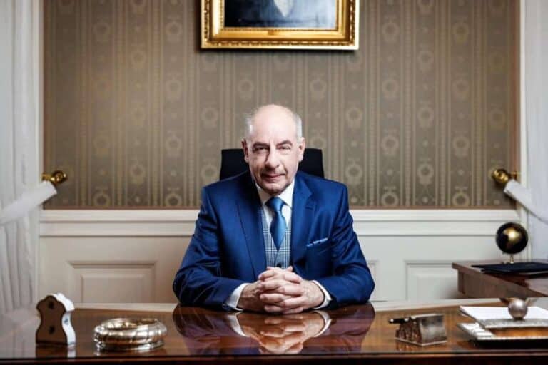 Volt munkatársa szerint Sulyok Tamás nem mond le: „nem érti, mi történik körülötte”