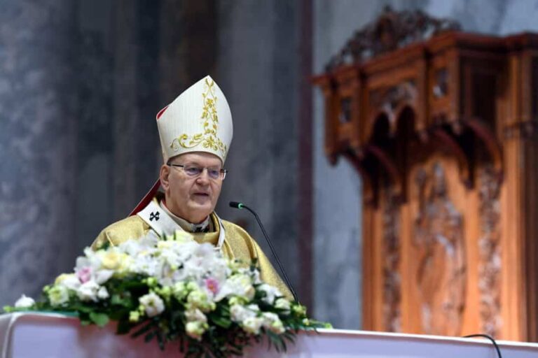 Több sürgős műtéti beavatkozást kellett végrehajtani Erdő Péter bíboroson