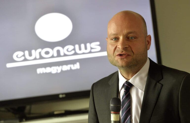 Magyar Pétert lejárató Euronews-álhír terjed a közösségi médiában, orosz dezinformációs művelet állhat a háttérben