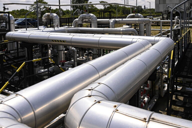 Hivatalos: újraindulhat az olajszállítás a Barátság-vezetéken Magyarország felé